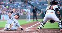 Montgomery's late double lifts White Sox over Orioles