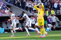 Belgium Defeats United States 4-1, Advances To Quarterfinals
