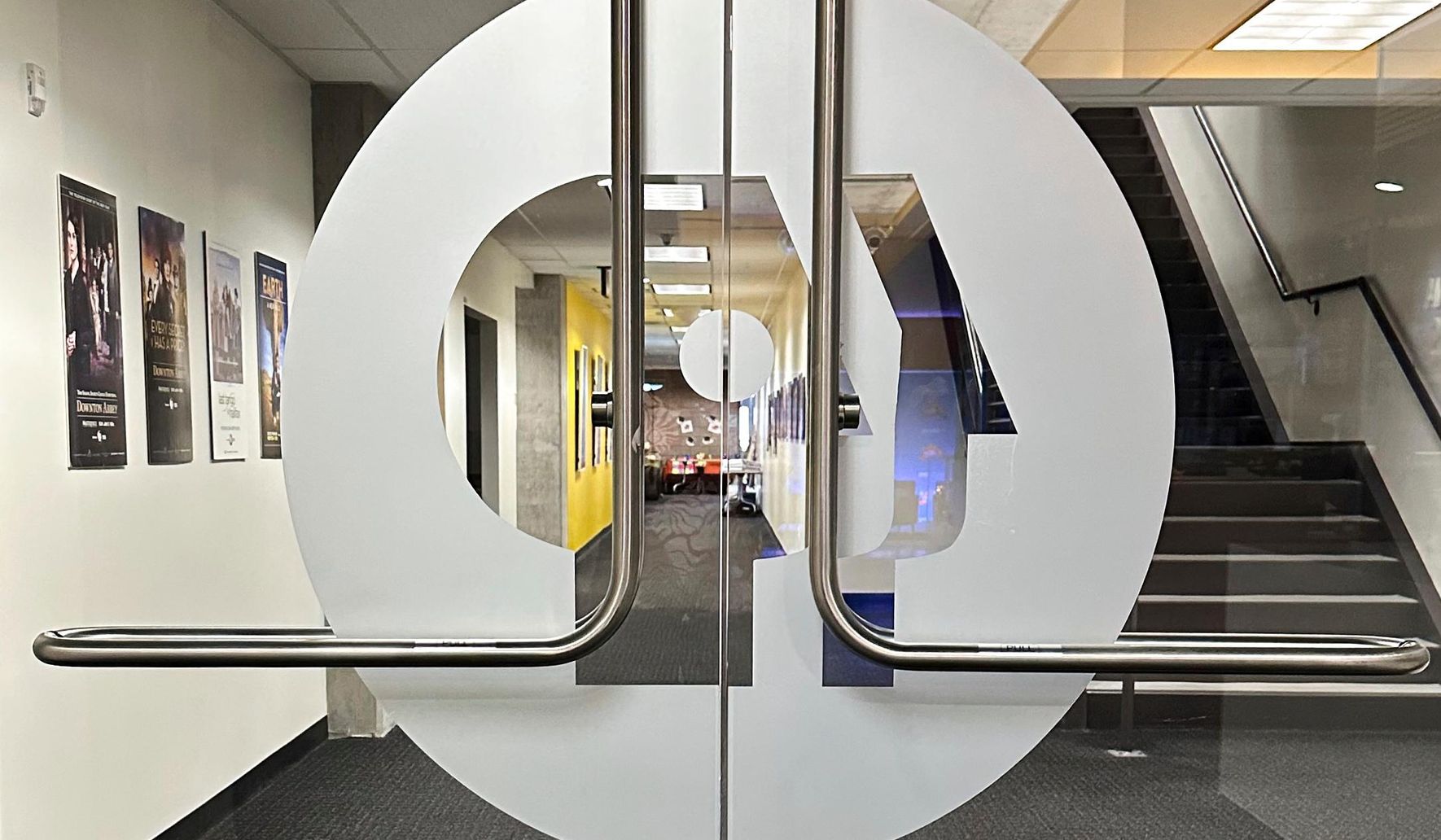 آرکنساس ایجوکیشنل ٹیلی ویژن کمیشن نے پی بی ایس سے علیحدہ ہونے کا فیصلہ کیا