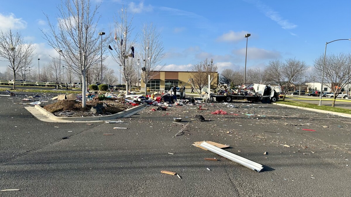 刘易斯顿U-Haul卡车爆炸致死一人，损坏附近商铺