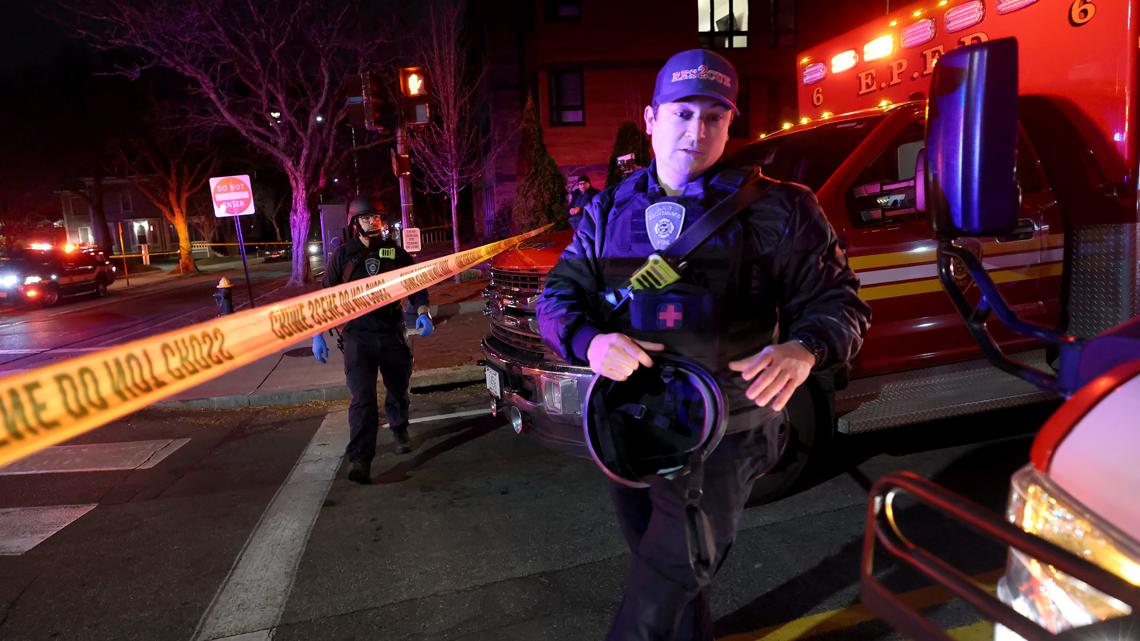 枪击案致布朗大学两名学生死亡，警方拘留一名嫌疑人