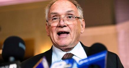 ٹرمپ کے سابق معاونین اور ایک وکیل کو جعلی ووٹروں کی سازش سے متعلق جعل سازی کے سنگین الزامات کا سامنا کرنا پڑے گا