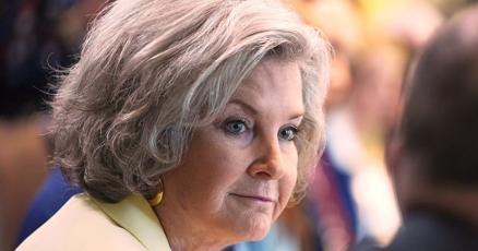 特朗普政府：白宫办公厅主任威尔斯批评邦迪处理爱泼斯坦案，并表示特朗普随时准备采取报复行动