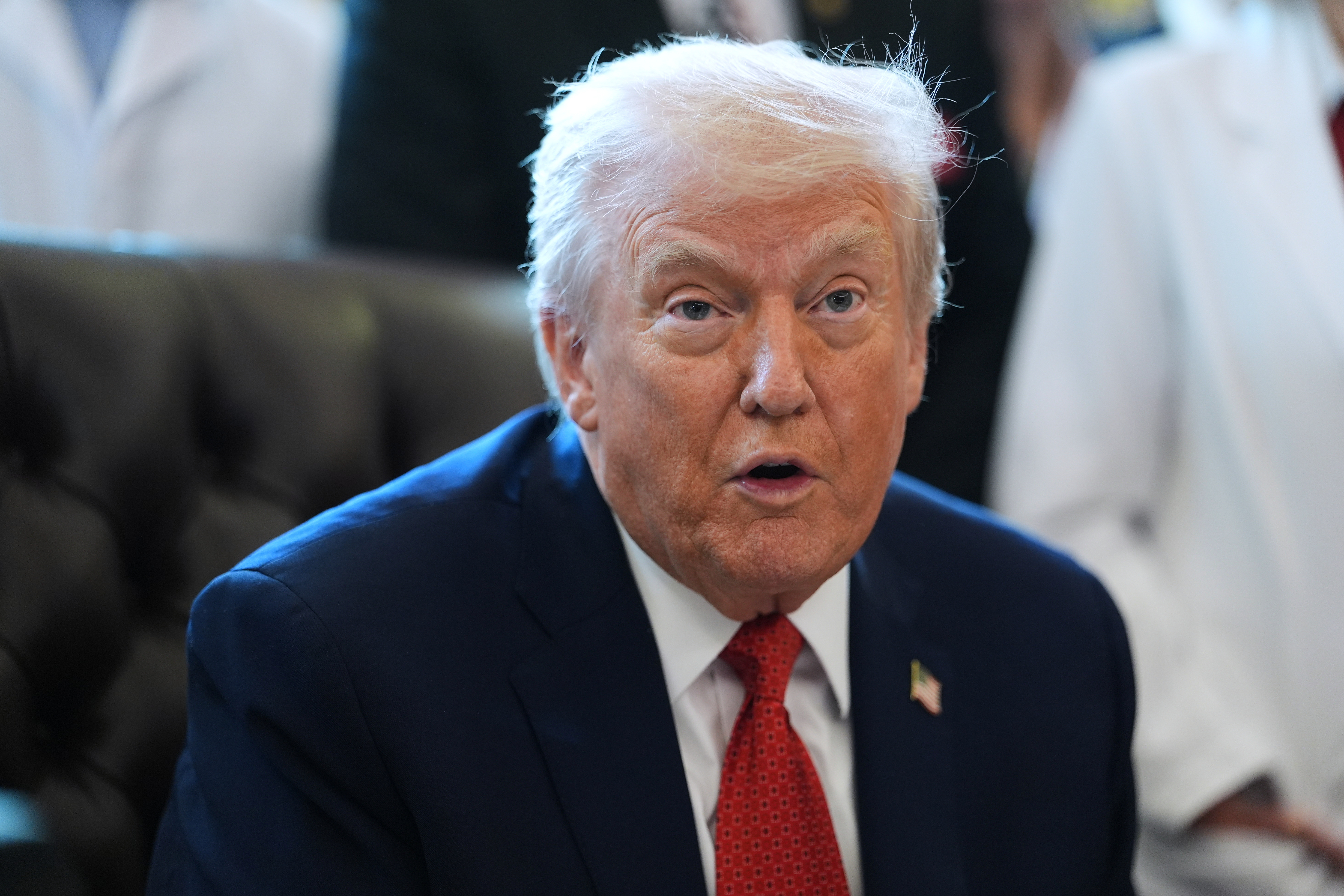 الهيئات التشريعية للولايات تقرر ما إذا كانت ستتبنى تغييرات ضرائب الإكراميات والعمل الإضافي