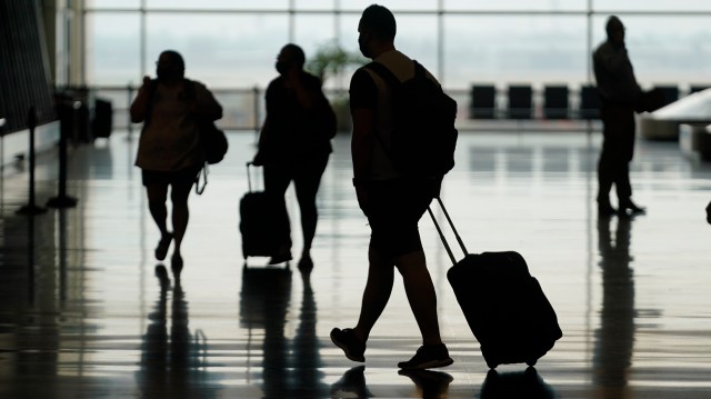 TSA Missed Paychecks Cause Long Airport Security Lines