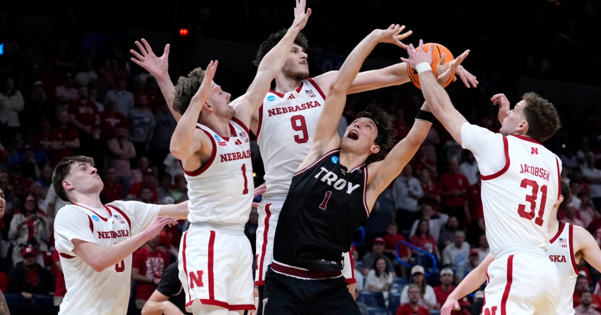 Nebraska Wins 74-72, Advances To First Sweet 16