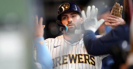 Mitchell Sparks Brewers Past White Sox With Early Rally