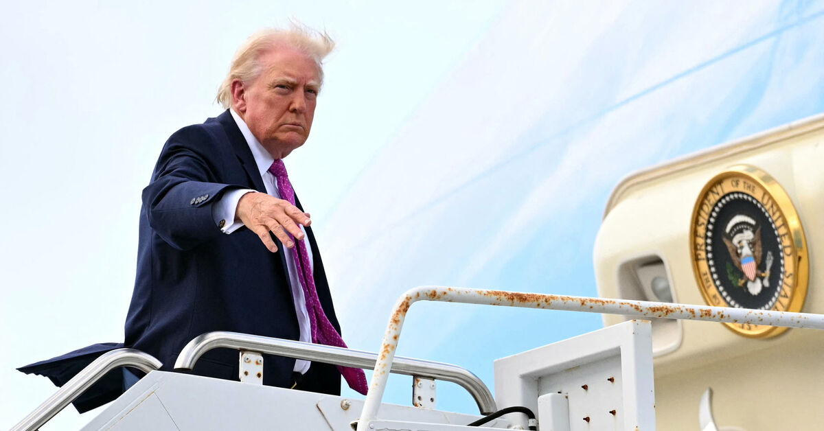 Trump Warns Iran of Destruction If Talks Fail Shortly