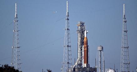 NASA to launch Artemis II moon mission this week. Will it be visible from SC?