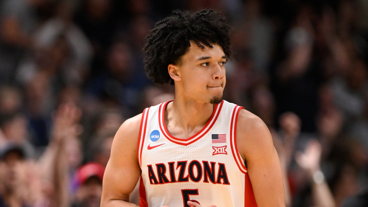 Top Seeds Arizona and Michigan Vie For Final Four