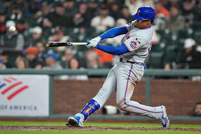Juan Soto Exits; Mets Rout Giants Behind Alvarez