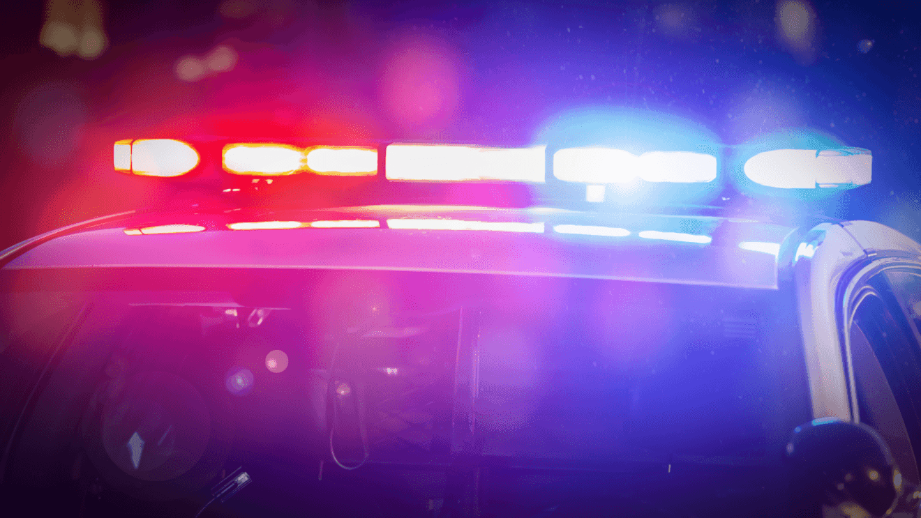 房屋火灾导致一人死亡，多人受伤，并引发多次疏散