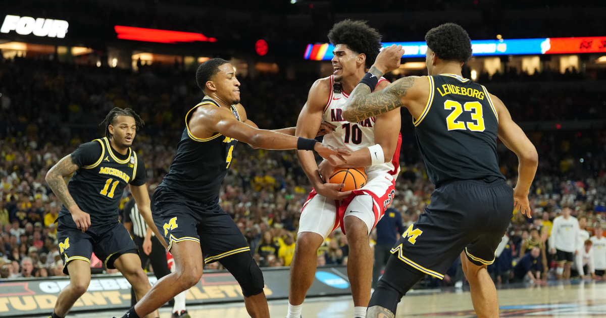 ميشيغان تهزم أريزونا وتتأهل للمباراة النهائية للبطولة الوطنية