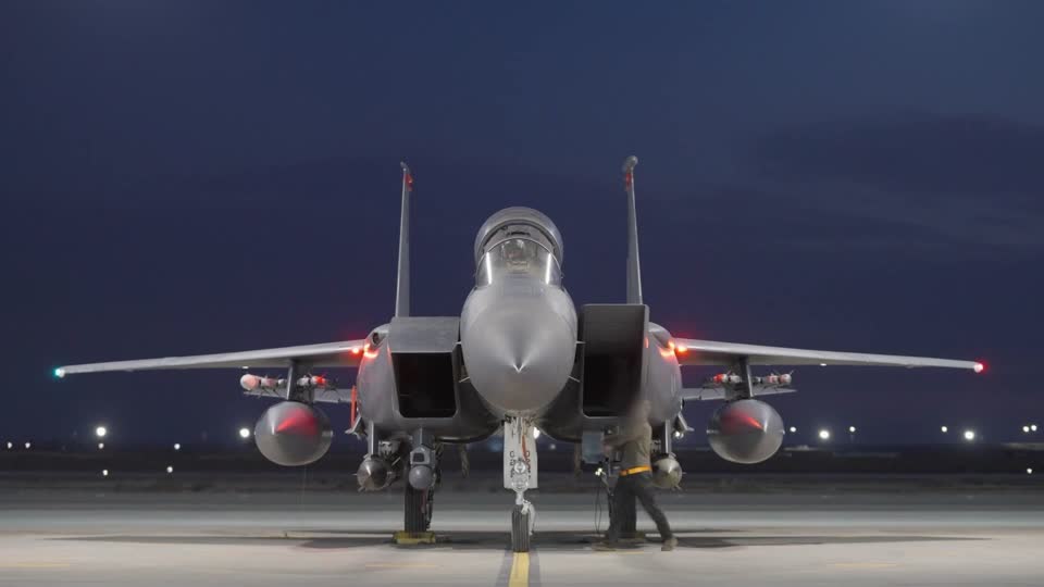 In High-stakes Mission, US Special Forces Rescue Airman From Iran After F-15 Crash - KAYHAN LIFE