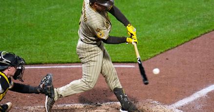 Los Padres blanquean a los Piratas y terminan su racha de victorias