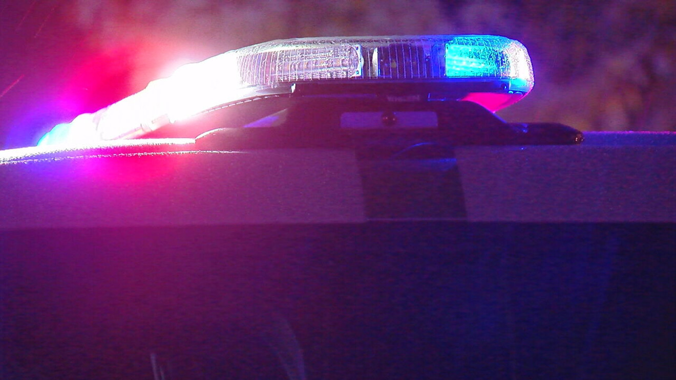 पूर्व पार्षद के घर पर गोलीबारी, "कोई डेटा सेंटर नहीं" संदेश मिला