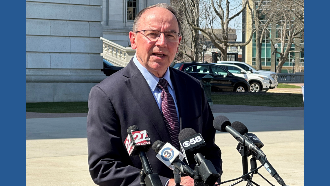 Democrats Score Local Victories, Republicans Express Growing Concern