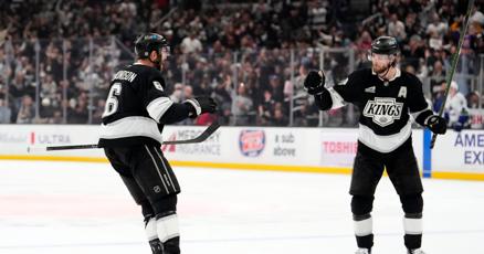Kempe’s two goals lift Kings back into wild-card position