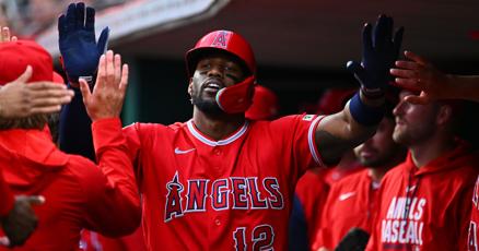 Soler grand slam lifts Angels to 10-2 win in Cincinnati
