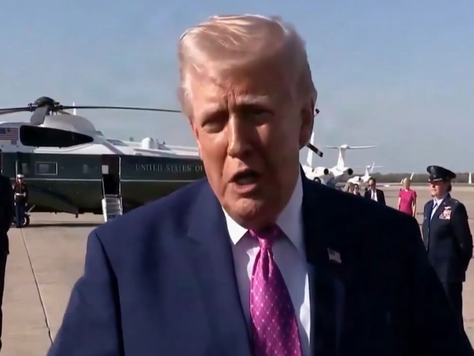 ट्रम्प ने ईरान को नाकाबंदी की धमकी दी, कहा 'मुझे परवाह नहीं है कि वे बातचीत पर लौटते हैं या नहीं'