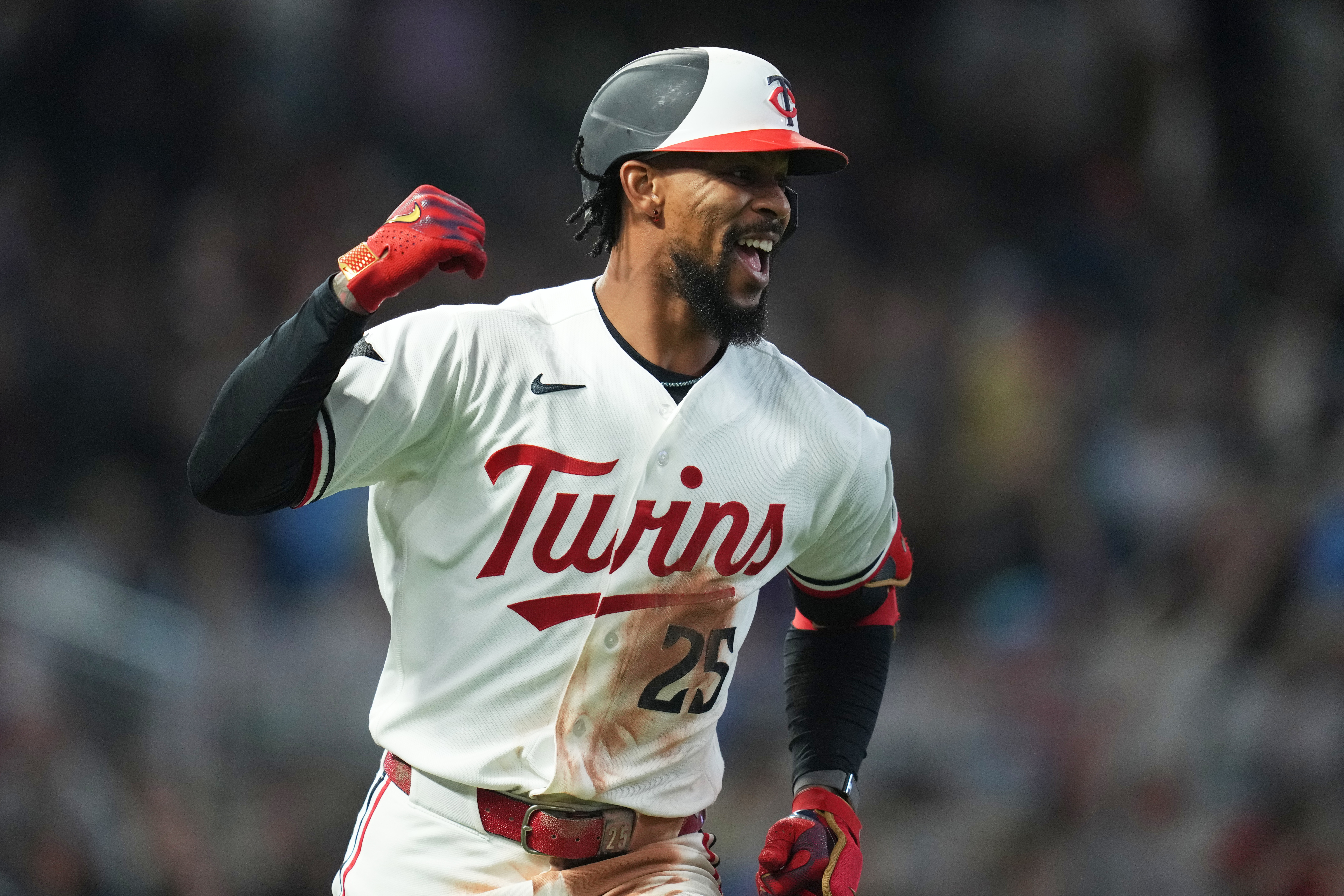 双城 6-0 红袜：巴克斯顿两轰，阿贝尔七局零封