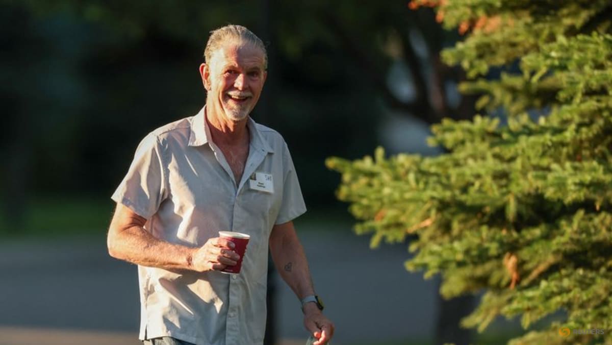 Netflix chairman Reed Hastings to step down in June