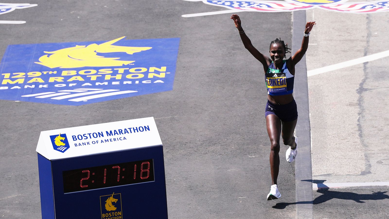 बोस्टन मैराथन: 30,000 से अधिक धावक, मौजूदा चैंपियन लोकेडी और कोरिंट की भागीदारी