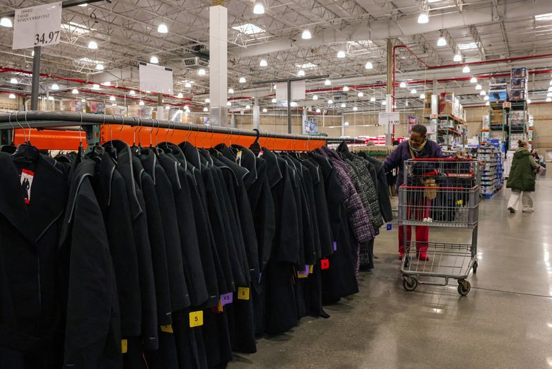 U.S. March Retail and Pending Home Sales Rise