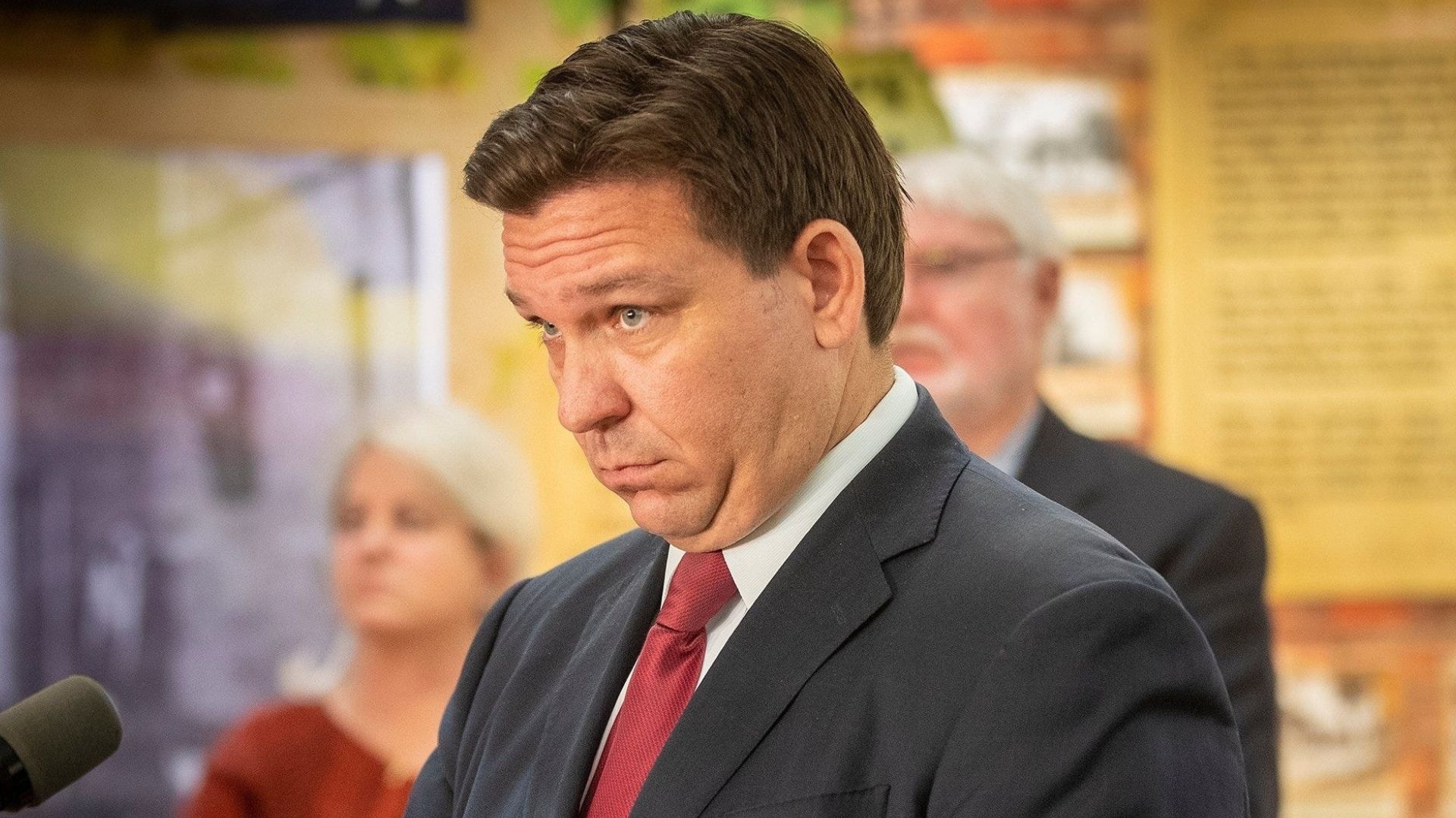 DeSantis Challenges Jeffries; Virginia Court Blocks Map Referendum