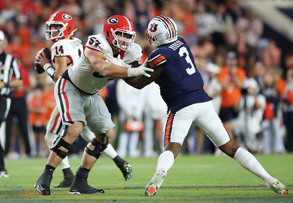 Panthers select Georgia tackle Monroe Freeling at 19th pick