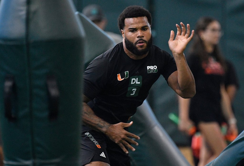 Chargers Draft Canadian Edge Mesidor With No. 22 Pick