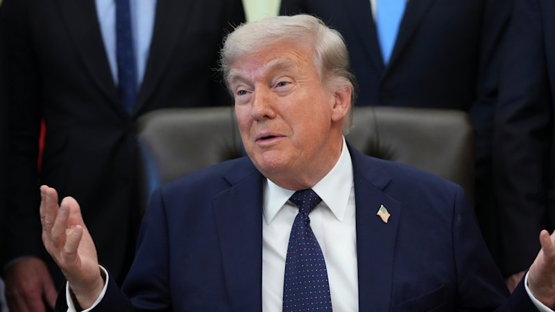 特朗普：伊朗领导层动荡，不急于与伊朗达成“永恒”协议