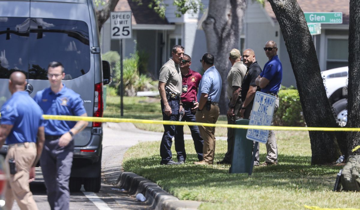 室友因两名南佛罗里达大学学生谋杀案被控