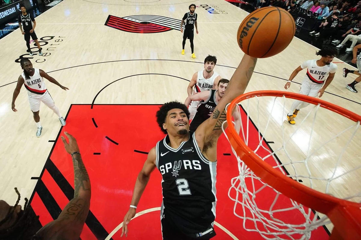 马刺逆转19分劣势击败开拓者，温班亚马复出表现抢眼