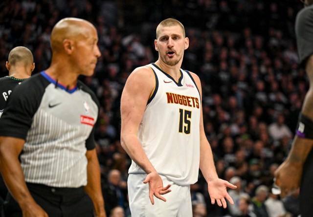 森林狼队 112-96 击败掘金队，系列赛取得 3-1 领先；约基奇和兰德尔被驱逐