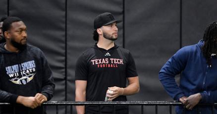 德克萨斯理工四分卫布伦丹·索斯比因赌博成瘾治疗无限期离队