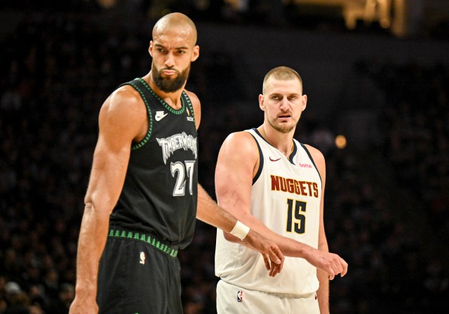 约基奇三双助掘金止颓，系列赛仍存悬念