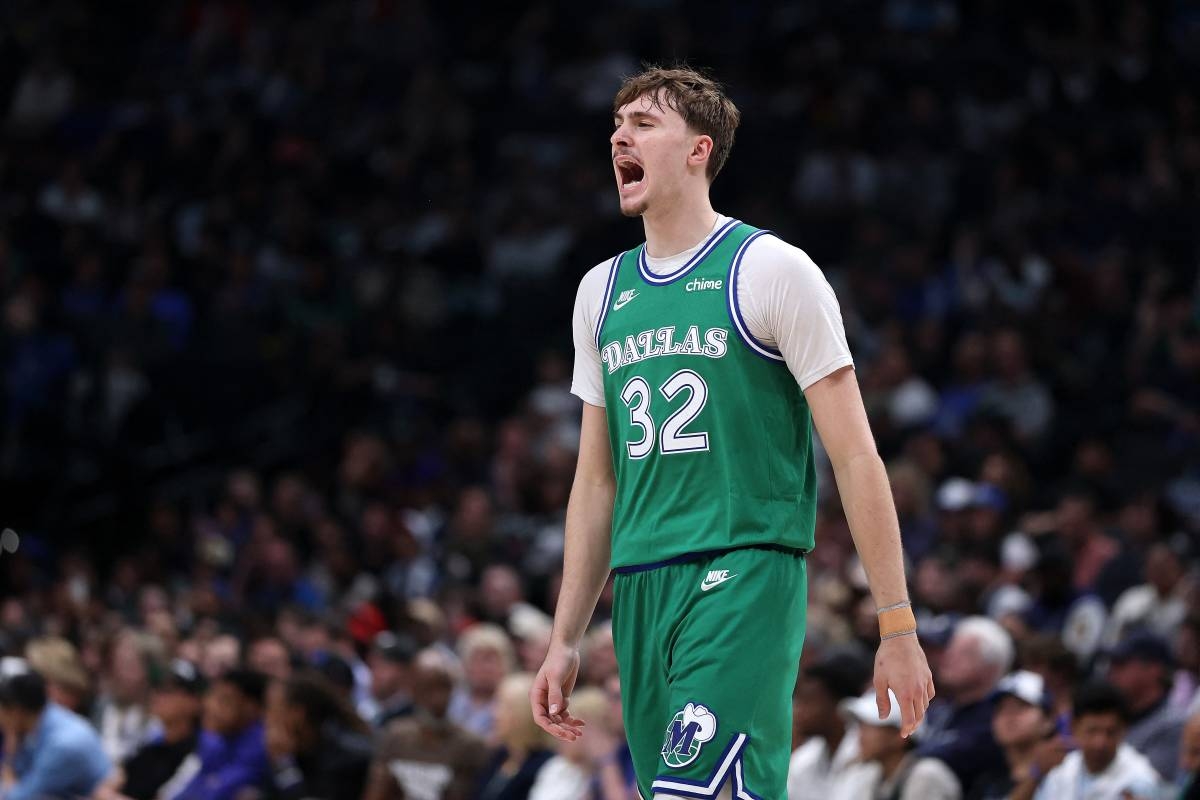 库珀·弗拉格荣膺2026年NBA年度新秀