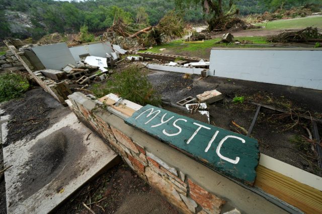 Austin hearing examines Camp Mystic flood deaths, accountability