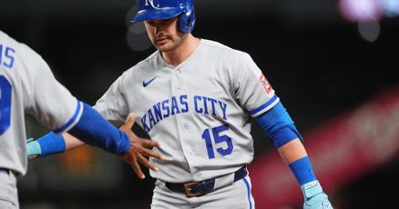 Pasquantino returns, Thomas' RBI lifts Royals 7-6