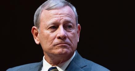 Roberts: Los jueces de la Corte Suprema no son actores políticos, sino que se basan en la ley