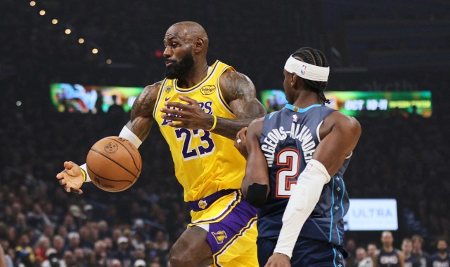 Thunder rout Lakers 125-107, seize 2-0 Western lead