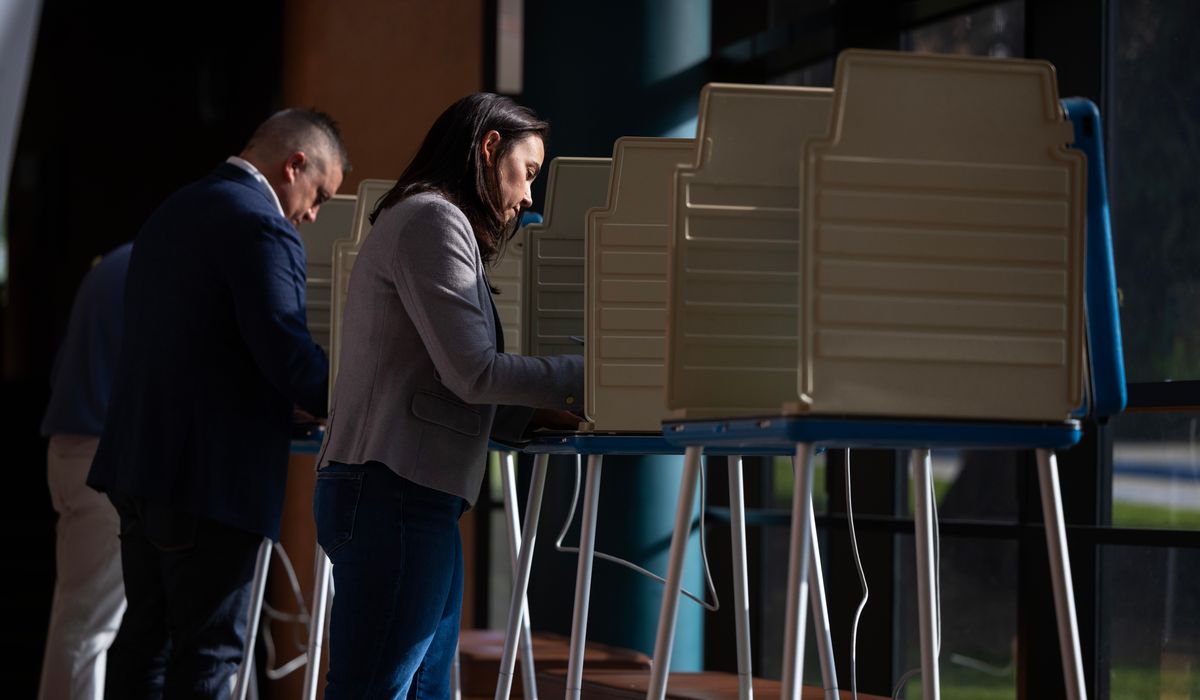 Omaha Primary Centers on Nebraska's Crucial 'Blue Dot'