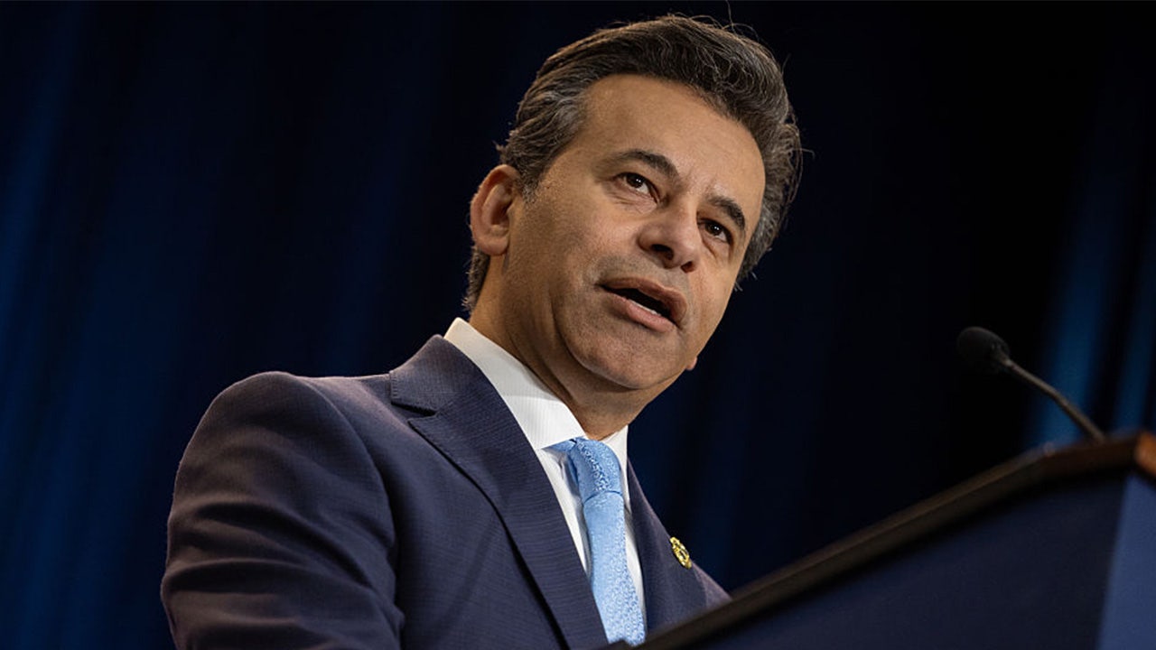 Trump FDA Chief Marty Makary Resigns After Turmoil