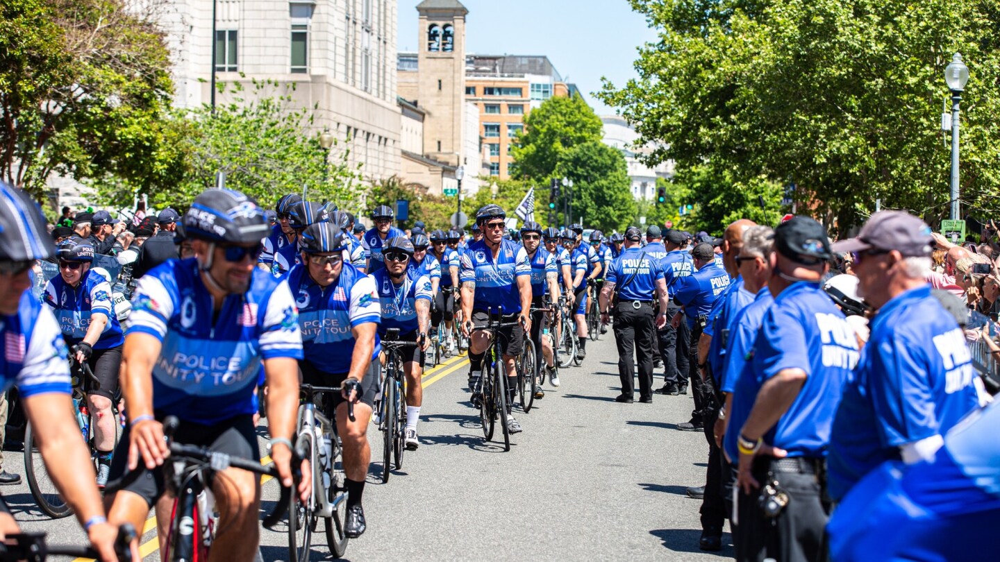 Thousands honor fallen officers during National Police Week