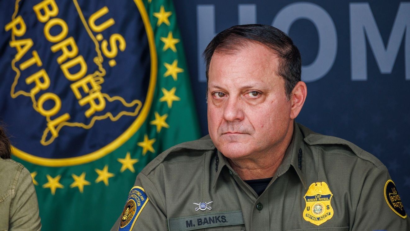 Border Patrol chief Michael Banks announces his resignation