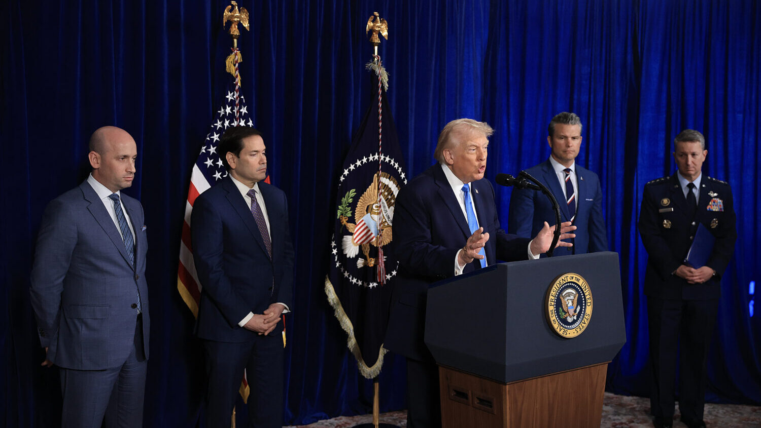 U.S. Forces Capture Venezuela's Leader Nicolás Maduro Overnight