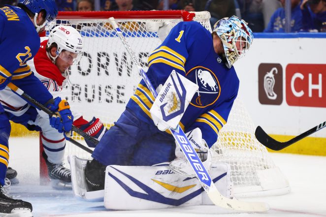 Los Canadiens de Montreal derrotan a los Sabres de Buffalo 6-3 para tomar la delantera en la serie