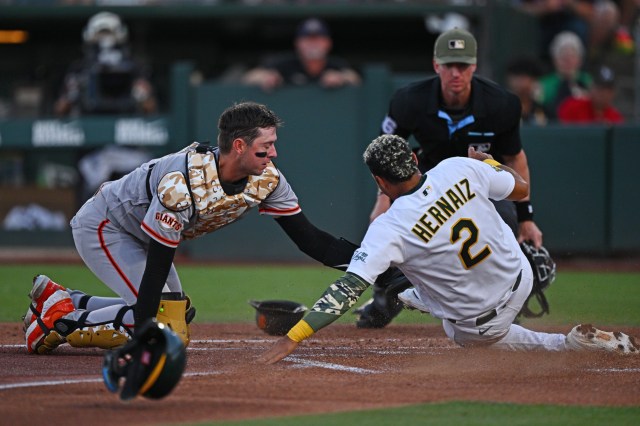 Les Giants tombent face aux Athletics