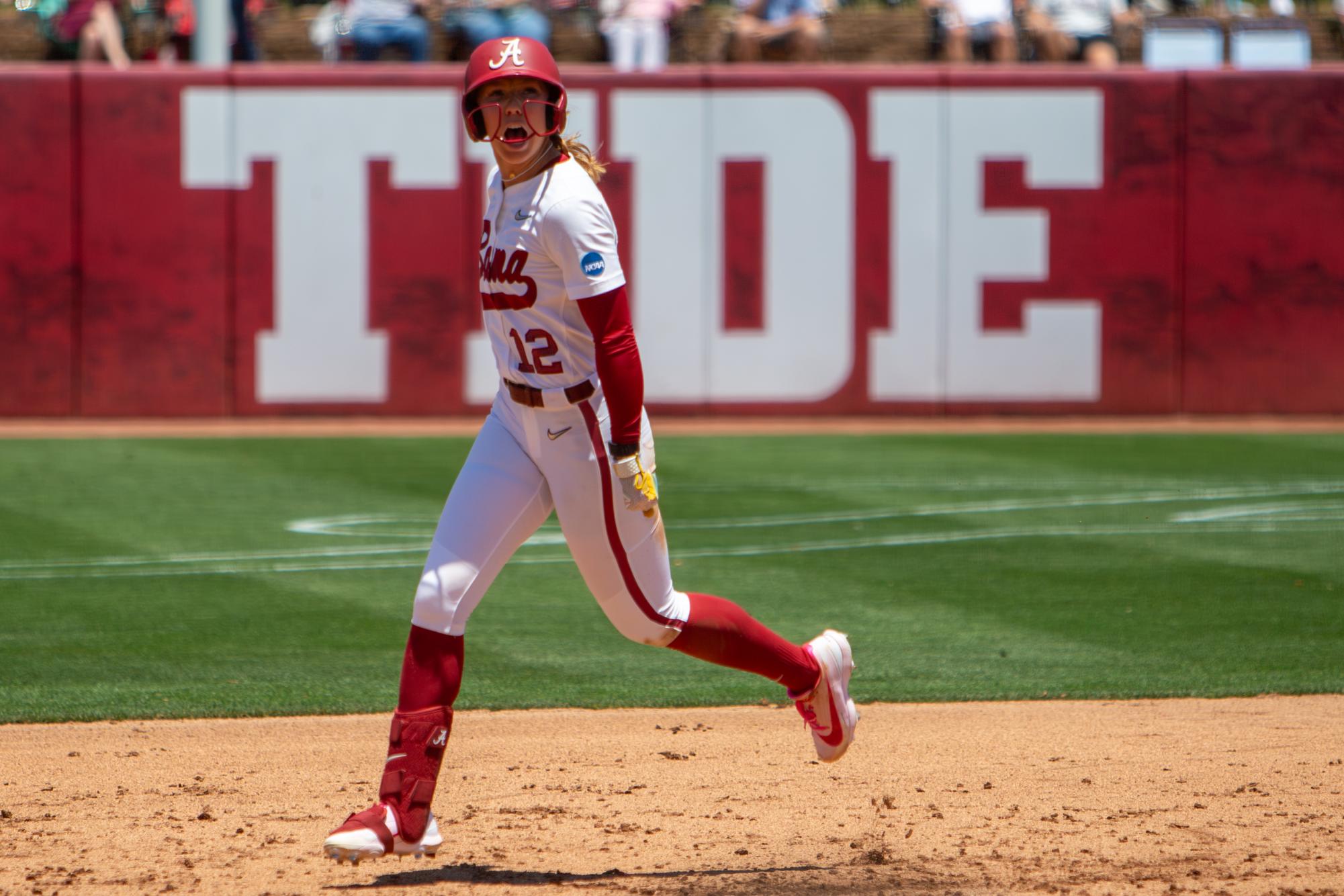 Alabama sweeps regional, secures super regional hosting